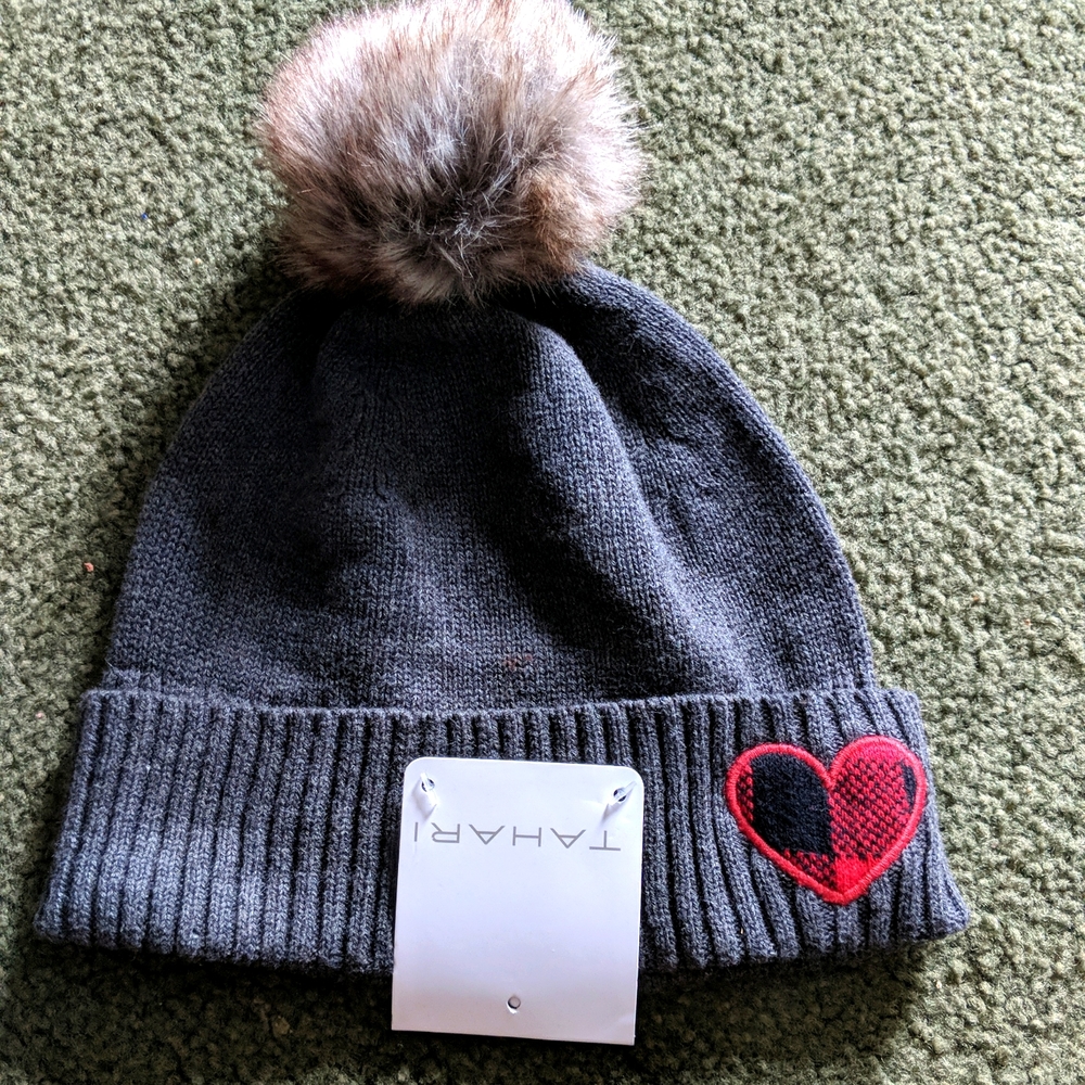 TAHARI girls winter hat
